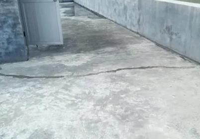 扎兰屯楼顶漏水维修公司分享下如何解决卫生间隐蔽部位漏水的问题?